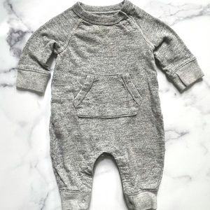 Baby Gap 0-3 months unisex one-piece in grey cotton marl.